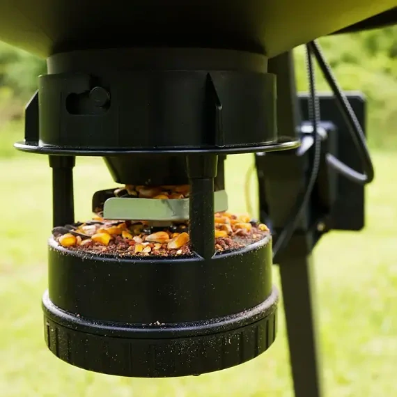 Digitálný 360° podávač krmiva MOULTRIE ALL-IN-ONE II