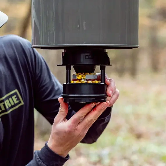 Digitálný 360° podávač krmiva MOULTRIE ALL-IN-ONE II
